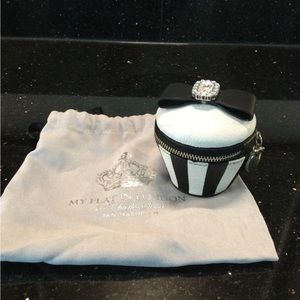 Brighton my flat in London cupcake coin purse